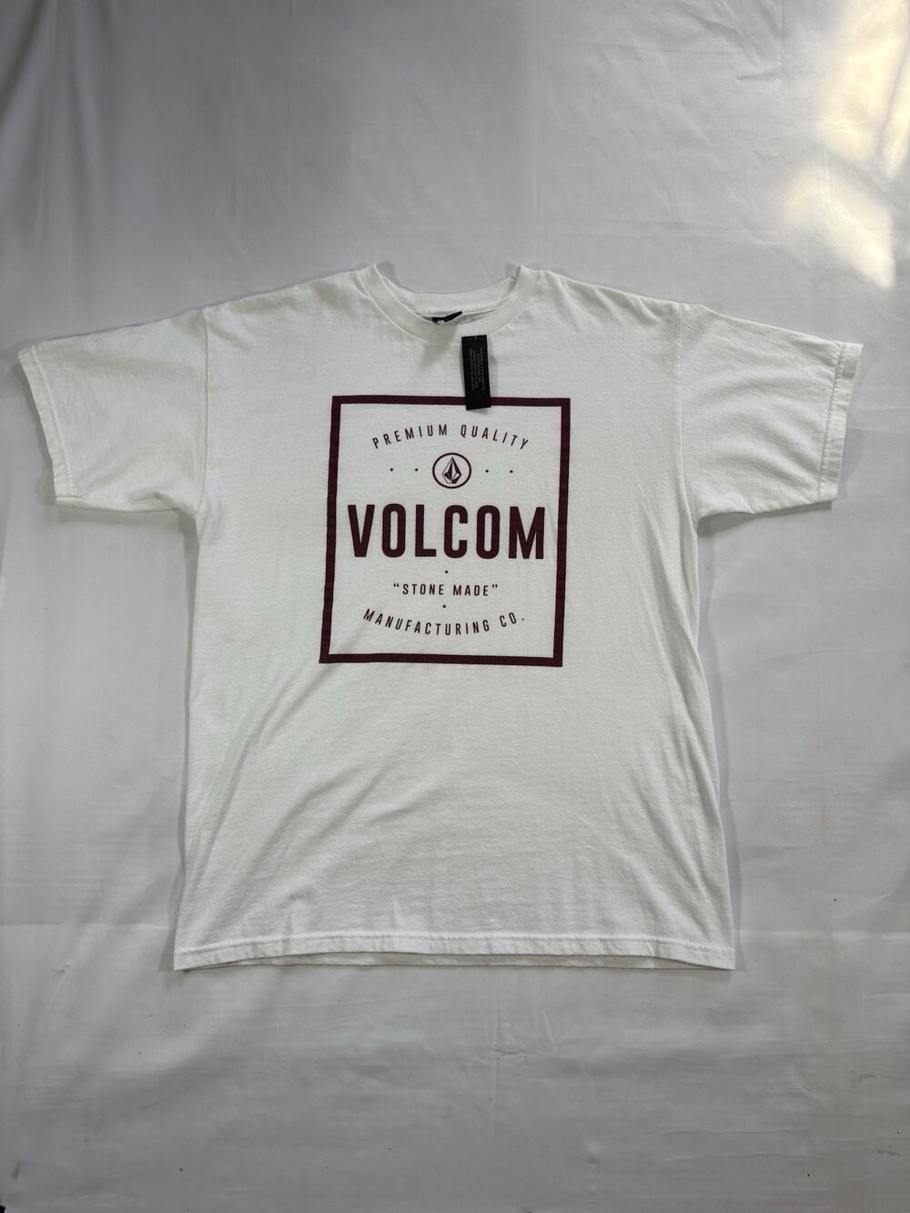 Volcom Stone Made Premium Quality Graphic T-Shirt White Burgundy Men’s M